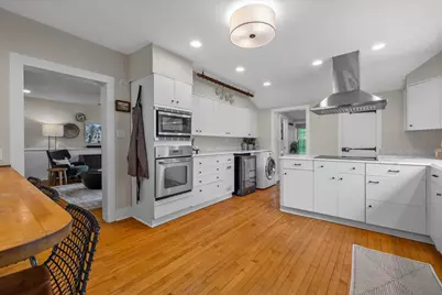 12112 N Wauwatosa Rd, Mequon, WI 53097 - Photo 21