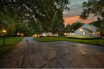12112 N Wauwatosa Rd, Mequon, WI 53097 - Photo 9
