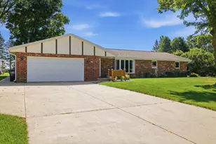 4112 Mueller Dr, Hartford, WI 53027 - Photo 29