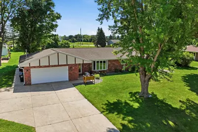 4112  Mueller Dr, Hartford, WI 53027 - Photo 37