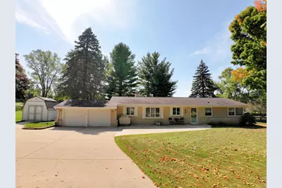 5319 W Sunnyside Dr, Mequon, WI 53092 - Photo 29