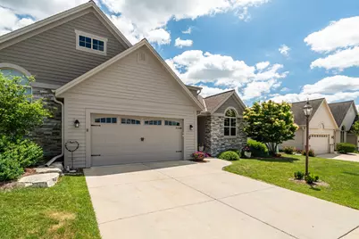 1201  Woodland Hills Dr, Waukesha, WI 53188 - Photo 5