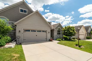 1201 Woodland Hills Dr, Waukesha, WI 53188 - Photo 5