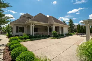 1201 Woodland Hills Dr, Waukesha, WI 53188 - Photo 53