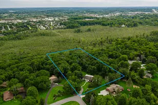 1345 Hickory Hill Ln, Brookfield, WI 53045 - Photo 31