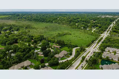1345  Hickory Hill Ln, Brookfield, WI 53045 - Photo 33