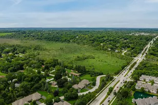 1345 Hickory Hill Ln, Brookfield, WI 53045 - Photo 33