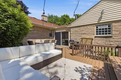 10205 W Feerick Pl, Wauwatosa, WI 53222 - Photo 37