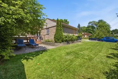 10205 W Feerick Pl, Wauwatosa, WI 53222 - Photo 39