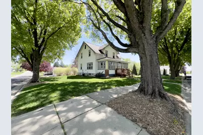 803  Pine St, Caledonia, MN 55921 - Photo 1