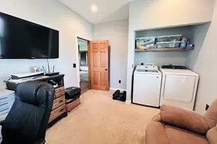 803 Pine St, Caledonia, MN 55921 - Photo 11