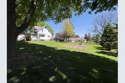 803  Pine St, Caledonia, MN 55921 - Photo 13