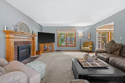 1237  Cavalier Dr, Waukesha, WI 53186 - Photo 11