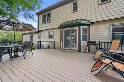 1237  Cavalier Dr, Waukesha, WI 53186 - Photo 41
