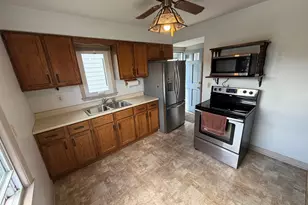 2850 S 50th St, Milwaukee, WI 53219 - Photo 9
