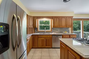 518 W Grand Ave, Port Washington, WI 53074 - Photo 9