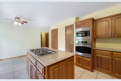518 W Grand Ave, Port Washington, WI 53074 - Photo 11