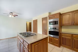 518 W Grand Ave, Port Washington, WI 53074 - Photo 11