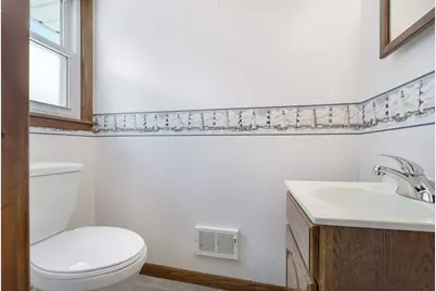 518 W Grand Ave, Port Washington, WI 53074 - Photo 25