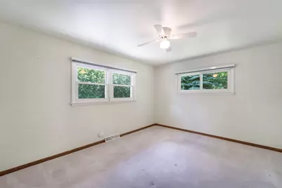 518 W Grand Ave, Port Washington, WI 53074 - Photo 15