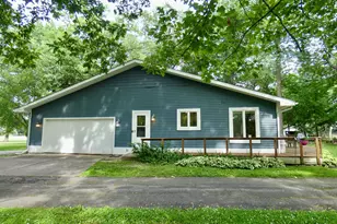 575 Illinois Ave, Green Lake, WI 54941 - Photo 43
