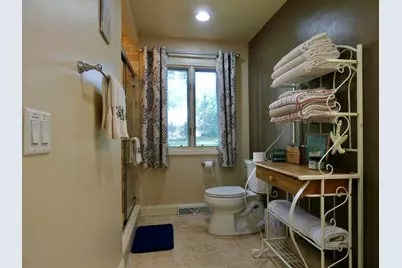 575  Illinois Ave, Green Lake, WI 54941 - Photo 37