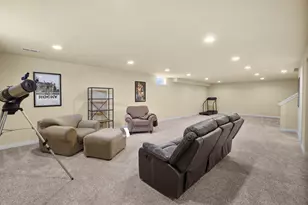 N75W24615 Overland Rd, Sussex, WI 53089 - Photo 33