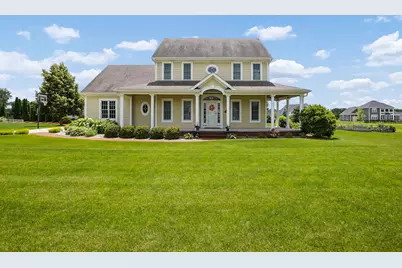 N75W24615  Overland Rd, Sussex, WI 53089 - Photo 1