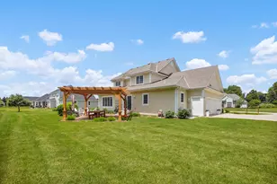 N75W24615 Overland Rd, Sussex, WI 53089 - Photo 37