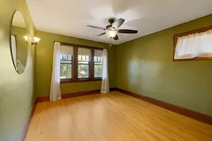 1020 E Manitoba St, Milwaukee, WI 53207 - Photo 9