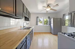 1020 E Manitoba St, Milwaukee, WI 53207 - Photo 5