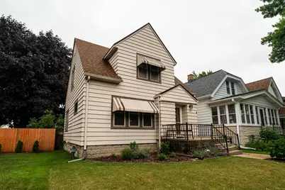 2132 S 62nd St, West Allis, WI 53219 - Photo 27