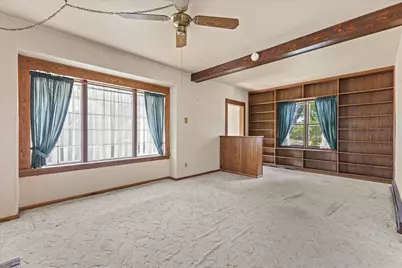 2226 S 90th St, West Allis, WI 53227 - Photo 15