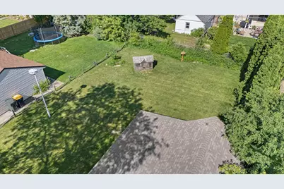 2226 S 90th St, West Allis, WI 53227 - Photo 13