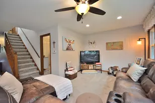 6709 Spruce Ln, Racine, WI 53185 - Photo 7