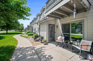 1020 Prairie Dr, Racine, WI 53406 - Photo 19