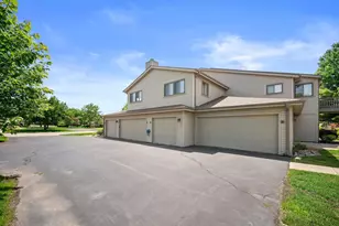 1020 Prairie Dr, Racine, WI 53406 - Photo 21