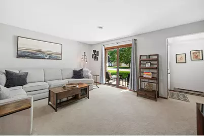 1020  Prairie Dr #9L, Racine, WI 53406 - Photo 3