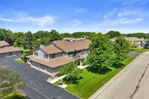 1020 Prairie Dr, Racine, WI 53406 - Photo 27