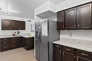 1130 E Elm Rd, Oak Creek, WI 53154 - Photo 35