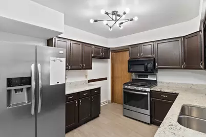 1130 E Elm Rd, Oak Creek, WI 53154 - Photo 33