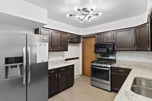 1130 E Elm Rd, Oak Creek, WI 53154 - Photo 33
