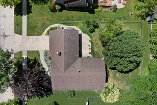 1130 E Elm Rd, Oak Creek, WI 53154 - Photo 7