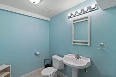1130 E Elm Rd, Oak Creek, WI 53154 - Photo 53