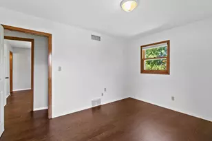 1130 E Elm Rd, Oak Creek, WI 53154 - Photo 21