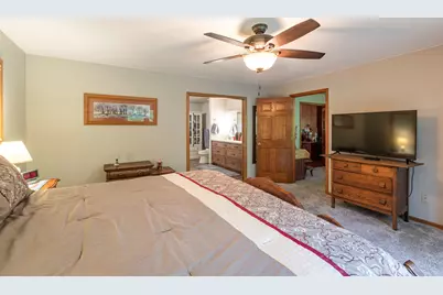 47060  Queens Cove Cir, Dresbach, MN 55947 - Photo 21