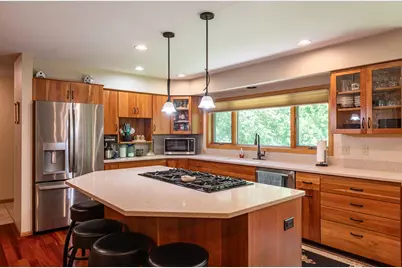 47060  Queens Cove Cir, Dresbach, MN 55947 - Photo 15