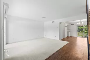 9256 N 70th St, Milwaukee, WI 53223 - Photo 19