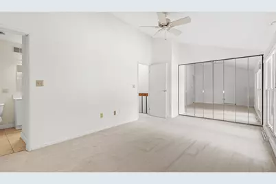 9256 N 70th St #BLDG 7, UNIT 2, Milwaukee, WI 53223 - Photo 9