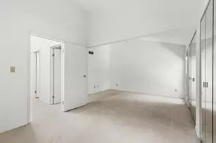 9256 N 70th St, Milwaukee, WI 53223 - Photo 11